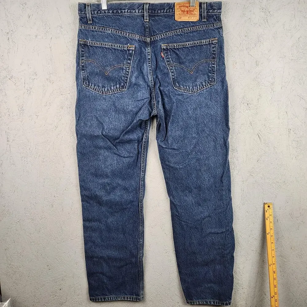 Levis measurements photos